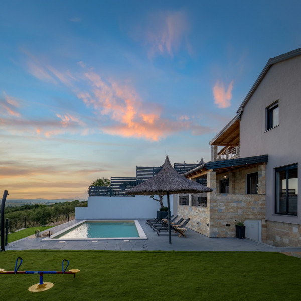 Villa AURANA , Villa La Vrana & Aurana mit beheizten Pools in Vrana, Dalmatien, Kroatien Vrana