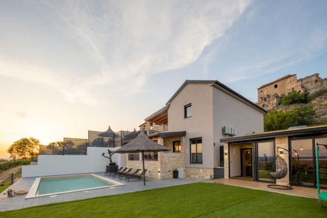 Villa Aurana Au&szlig;en, Villa La Vrana & Aurana mit beheizten Pools in Vrana, Dalmatien, Kroatien Vrana