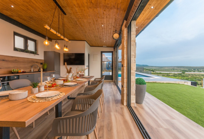 Villa La Vrana Innere, Villa La Vrana & Aurana mit beheizten Pools in Vrana, Dalmatien, Kroatien Vrana